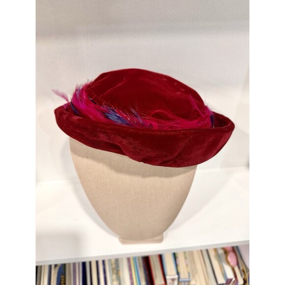 Vintage Red Velvet Feather Cocktail Hat Union Made Mid Century Church - Picture 2 of 12